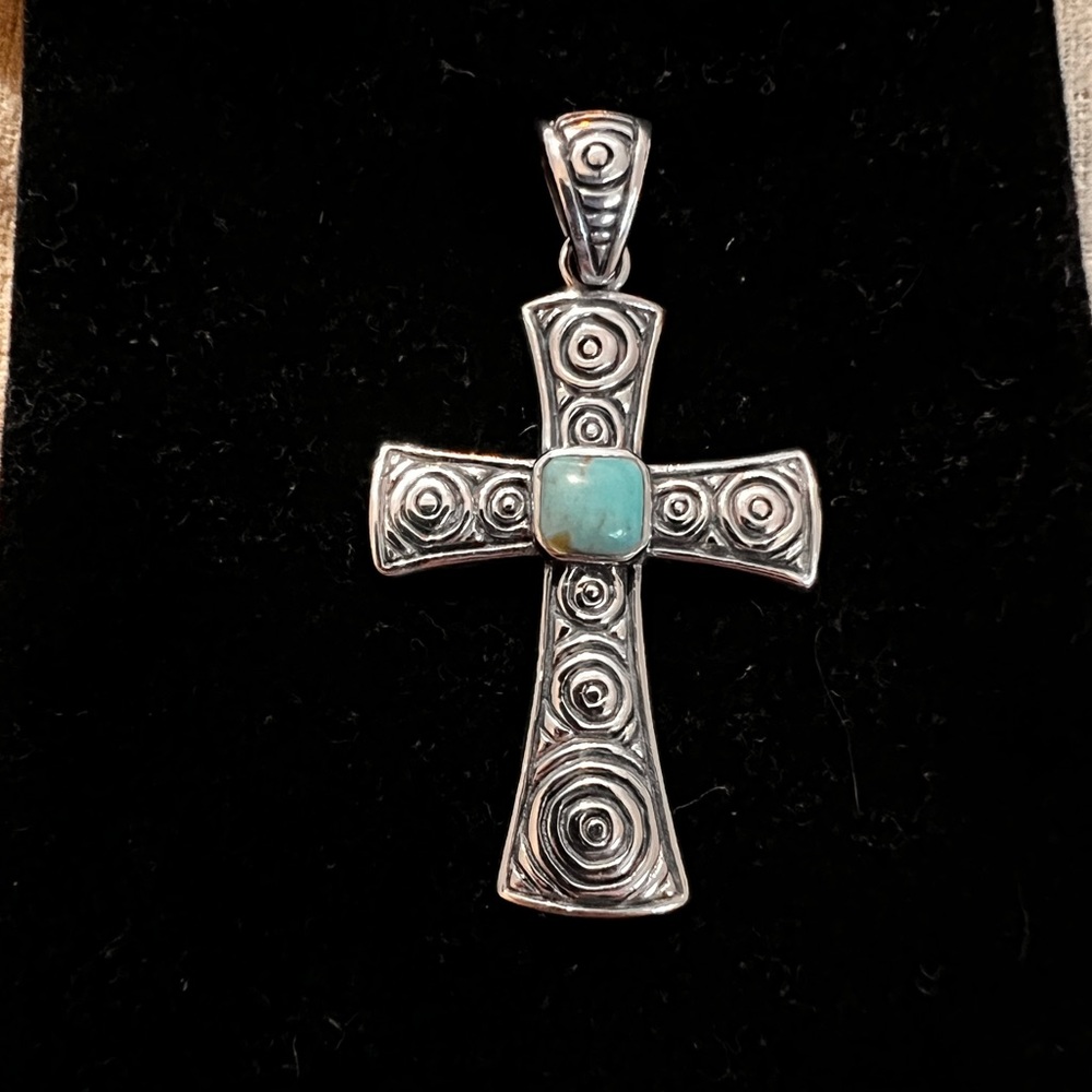 Vortex 925 2” chunky sterling silver spiral cross with stone Like New